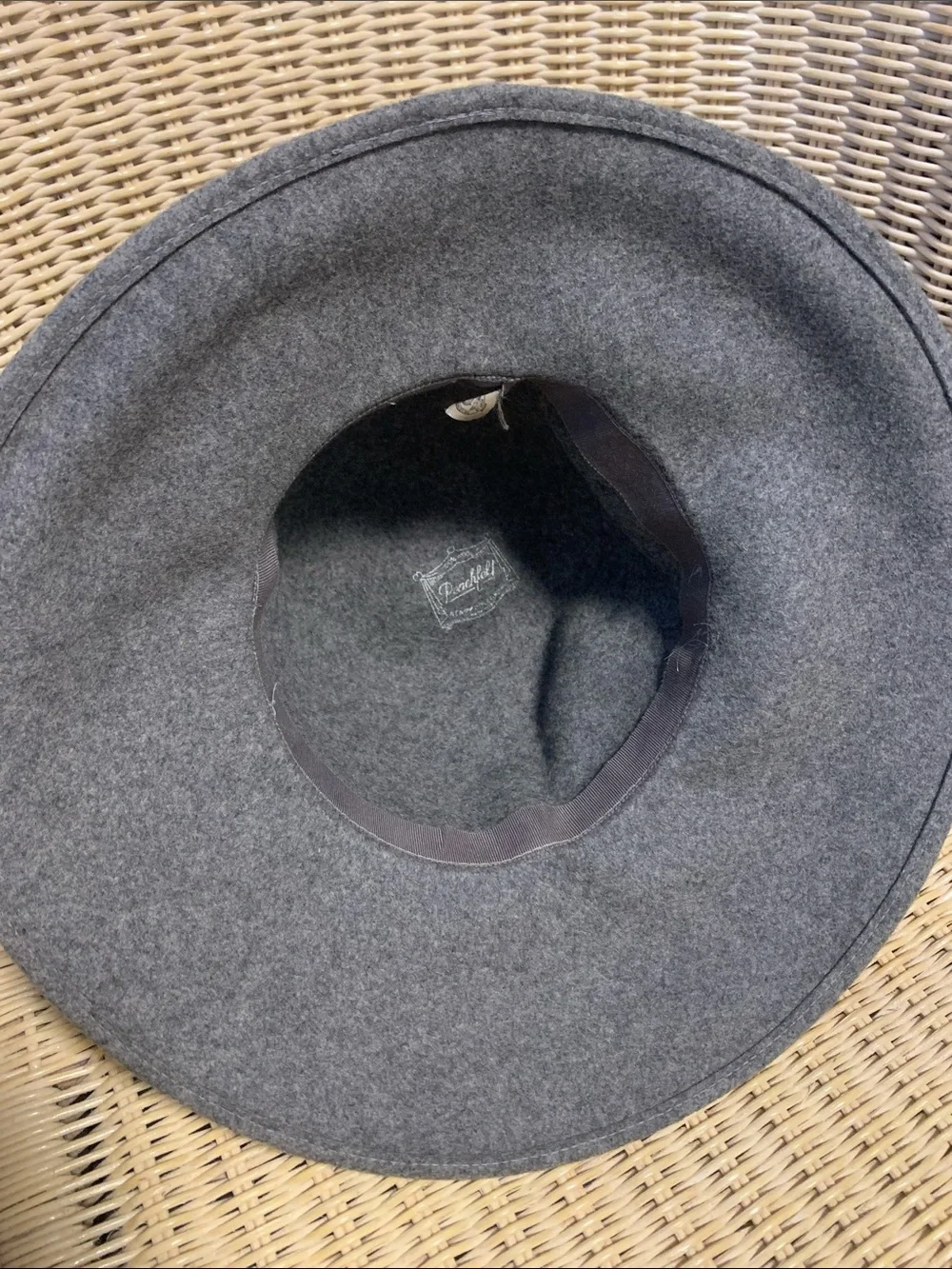 Vintage Henry Pollak wool womans hat